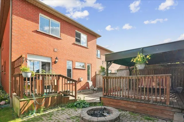 Additional image 32 of 70 Moore Cres