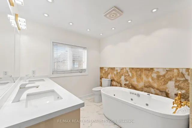 Additional image 24 of 16 Banks Dr