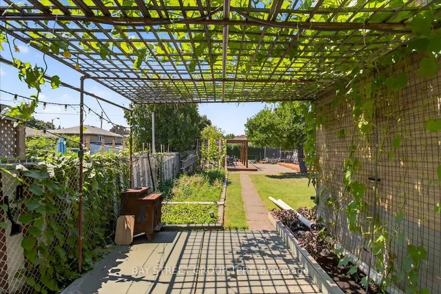 Additional image 40 of 6 Evernby Blvd