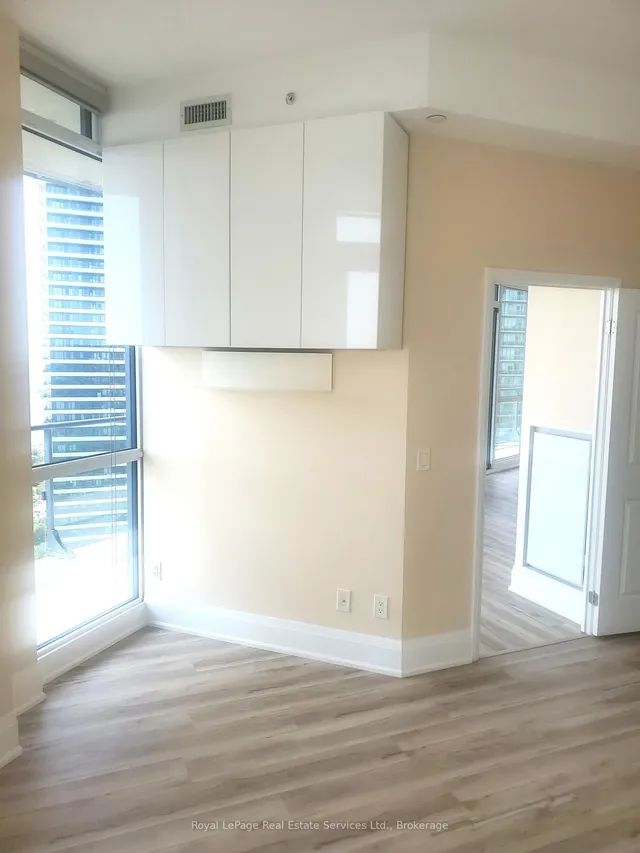 Additional image 16 of 59 Annie Craig Dr Unit 3702