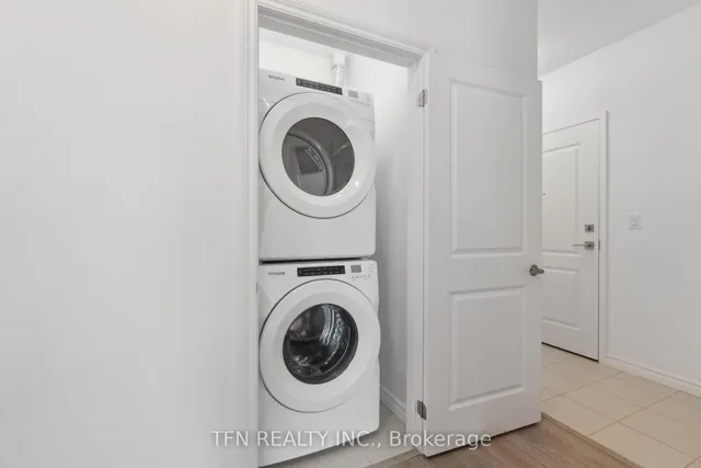 Additional image 22 of 460 Dundas St Unit 121