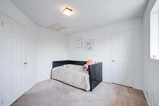 Additional image 21 of 21 Duxford St