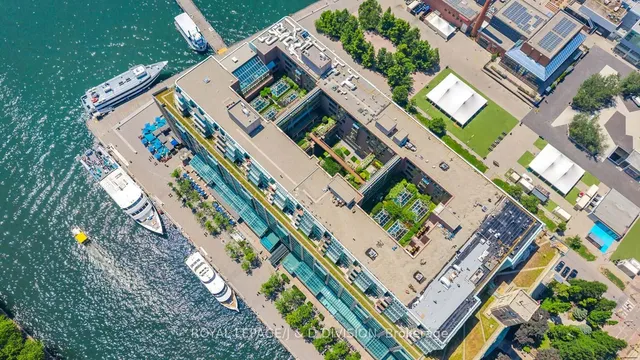 Additional image 39 of 211 Queens Quay Unit 1201