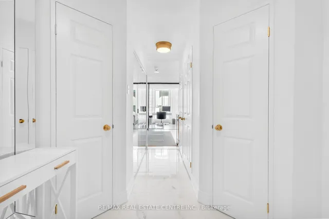 Additional image 9 of 55 Centre Ave Unit 2504