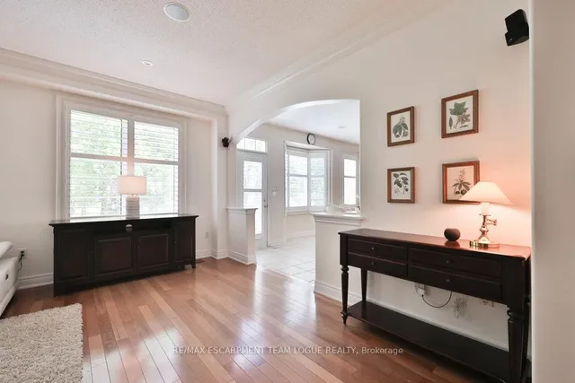 Additional image 14 of 4302 Clubview Dr
