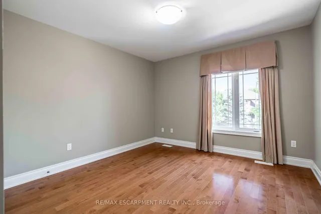 Additional image 31 of 119 Tollgate Dr