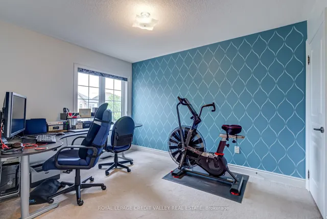 Additional image 33 of 44 Walbrook Rd