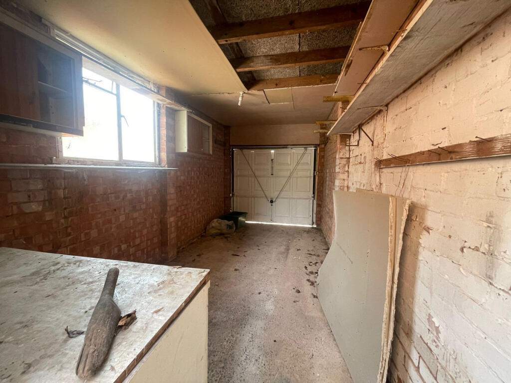 Additional image 5 of Lowe Drive, Sutton Coldfield, B73 6