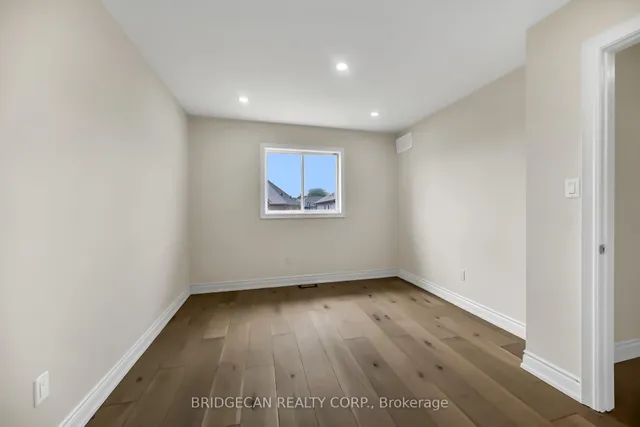 Additional image 34 of 40 Davinci Blvd