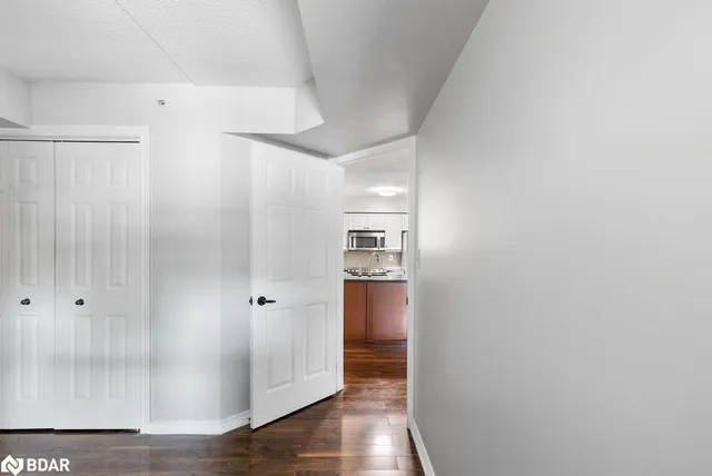 Additional image 21 of 4013 Kilmer Dr Unit 106