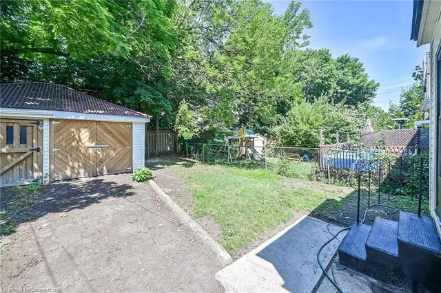 Additional image 44 of 172 Sherman Ave