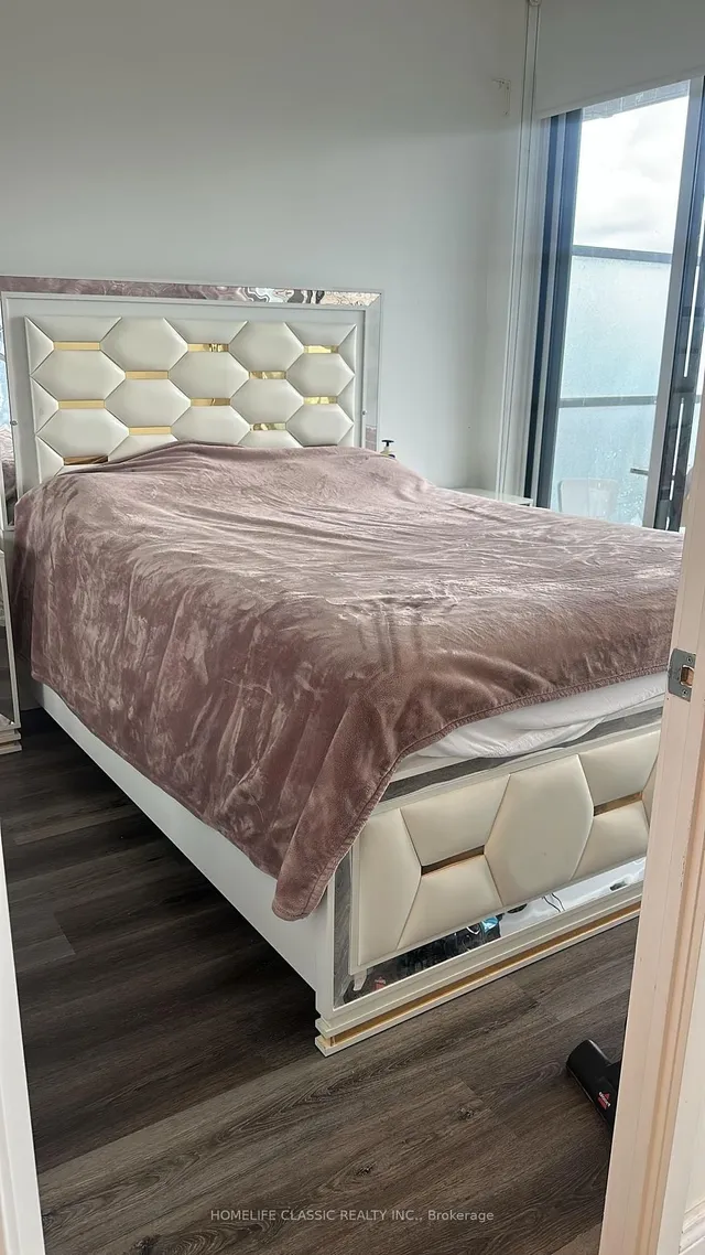 Additional image 8 of 29 Singer Crt Unit 3107