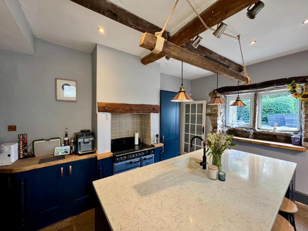 Additional image 19 of Woodplumpton Road, Burnley