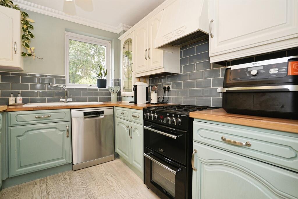 Additional image 4 of Bedwell Close, Welwyn Garden City