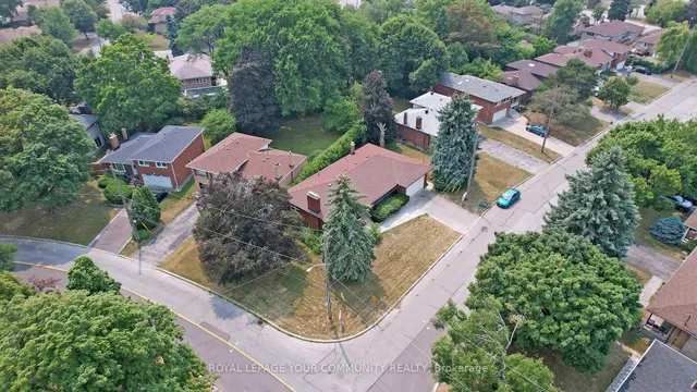 Additional image 48 of 39 Silverview Dr