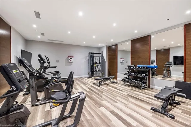 Additional image 25 of 1 Redfern Ave Unit 228