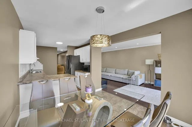 Additional image 12 of 42 Vennio Lane