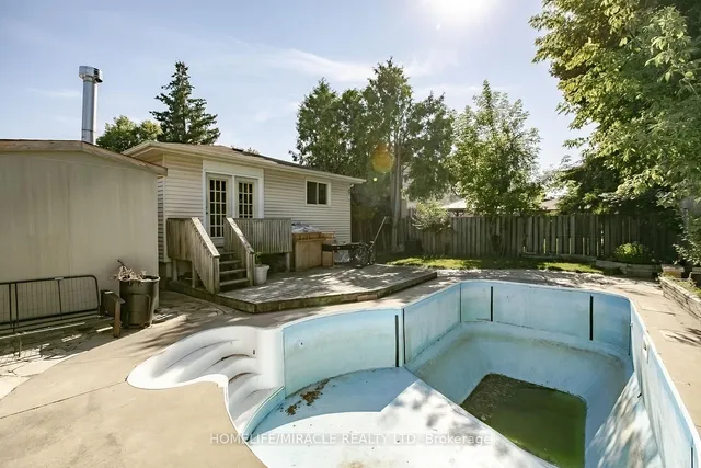 Additional image 48 of 46 Reigate Ave