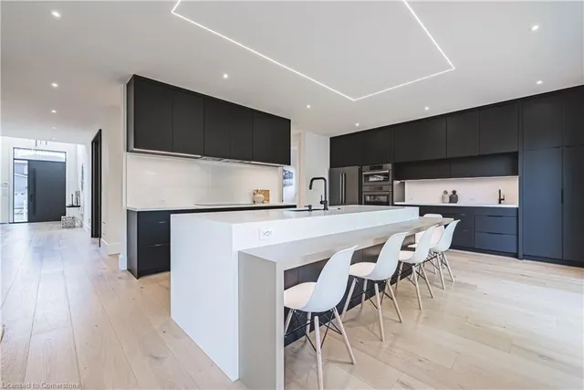 Additional image 18 of 135 Eleanor Ave