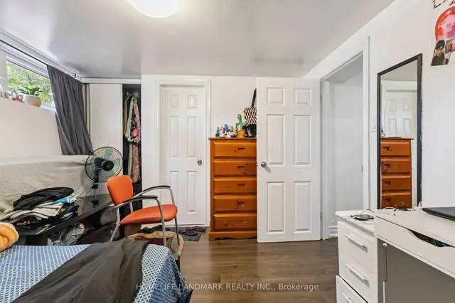 Additional image 34 of 260 Chine Dr