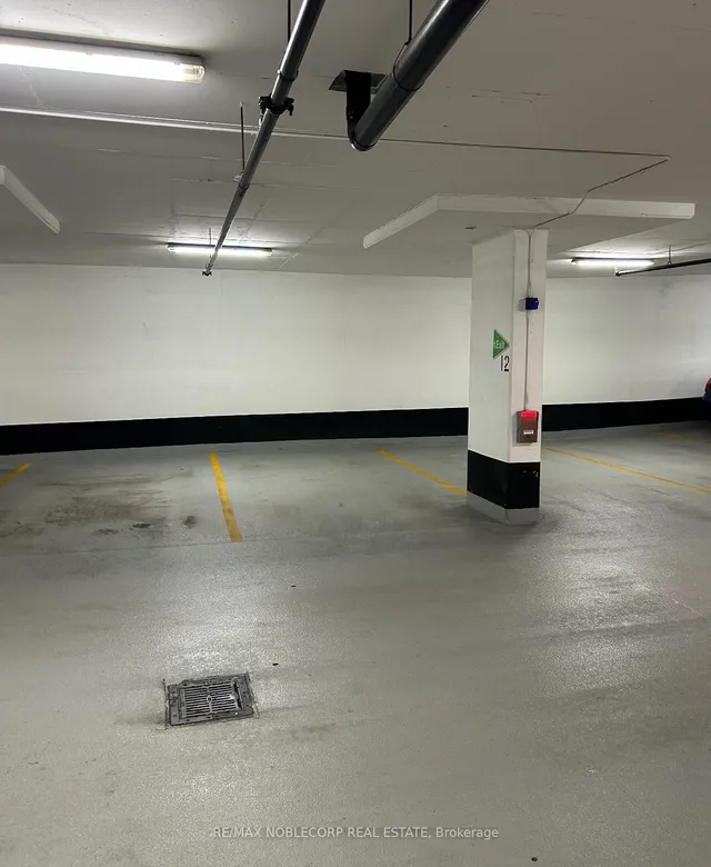 Additional image 43 of 120 Parliament St Unit 607