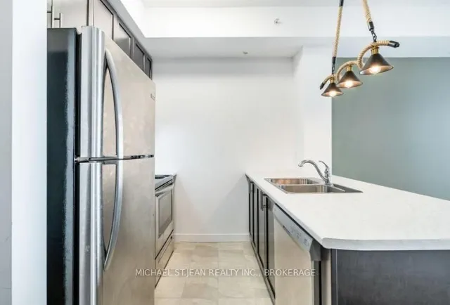 Additional image 9 of 81 Robinson St Unit 503