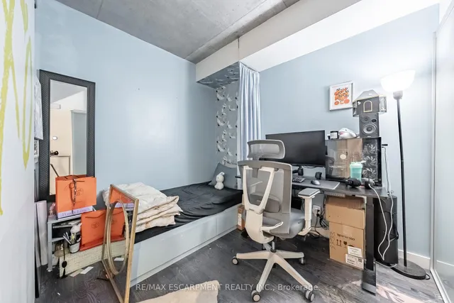 Additional image 23 of 75 Portland St Unit 428