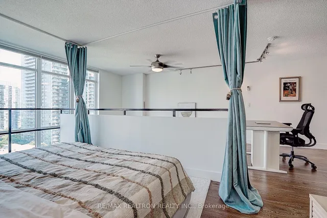 Additional image 21 of 250 Manitoba St Unit PH 802