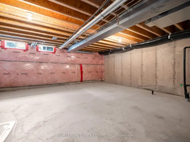 Additional image 27 of 99 Penny Lane