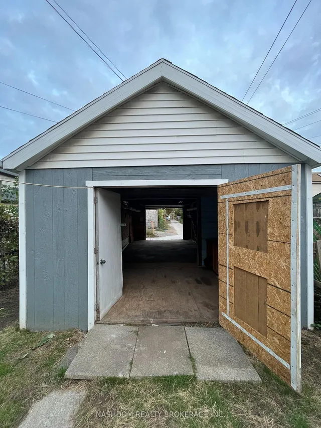 Additional image 32 of 100 Sherman Ave