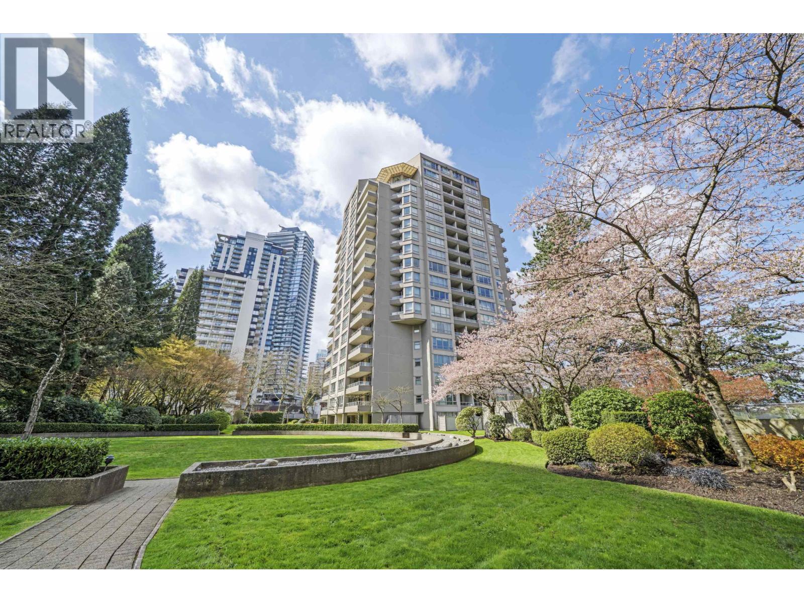 Property image for 1405 6070 MCMURRAY AVENUE|Burnaby, British Columbia V5H4J3