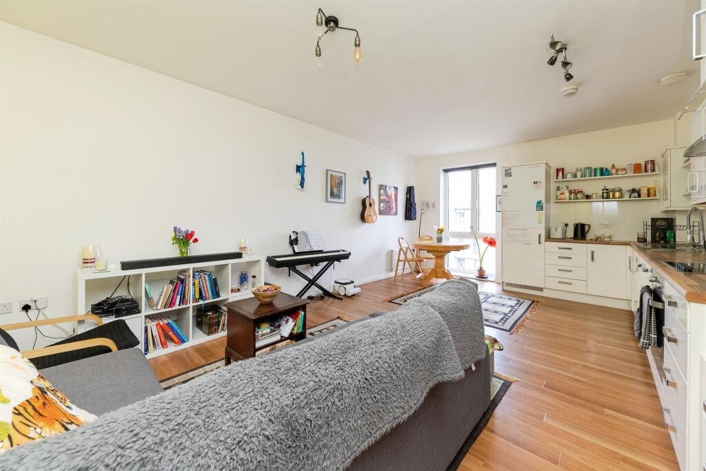 Additional image 19 of Otto Road, Welwyn Garden City