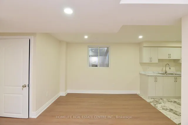 Additional image 43 of 71 Villadowns Tr