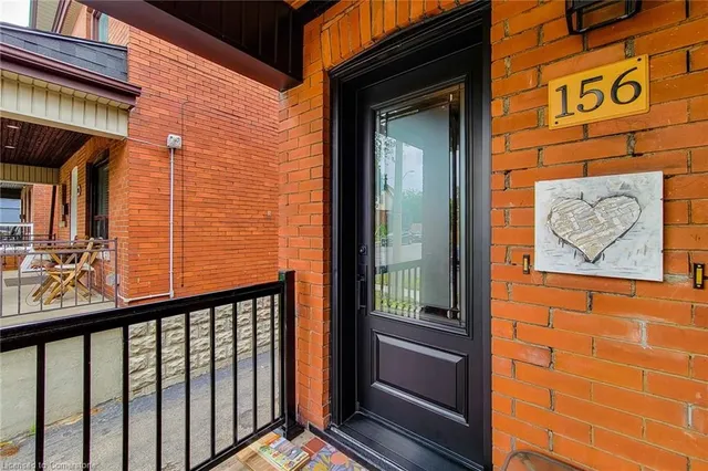 Additional image 5 of 156 Park Row