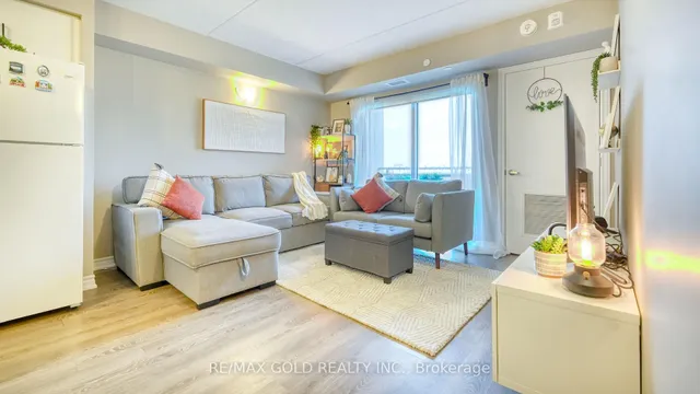 Additional image 11 of 716 Main St