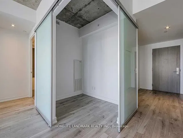 Additional image 3 of 161 Roehampton Ave Unit 3901