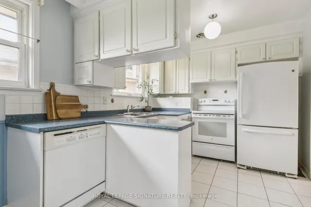 Additional image 19 of 54 Neapolitan Dr