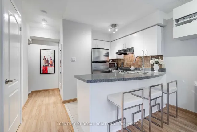 Additional image 5 of 26 Douro St Unit 329