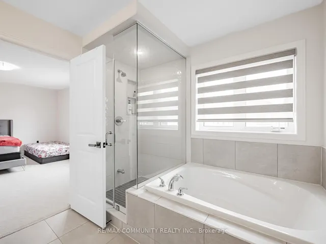 Additional image 24 of 77 Claremont Dr