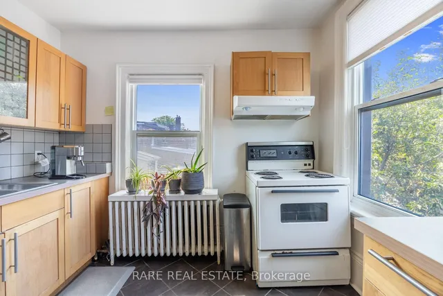 Additional image 38 of 56 Brock Ave