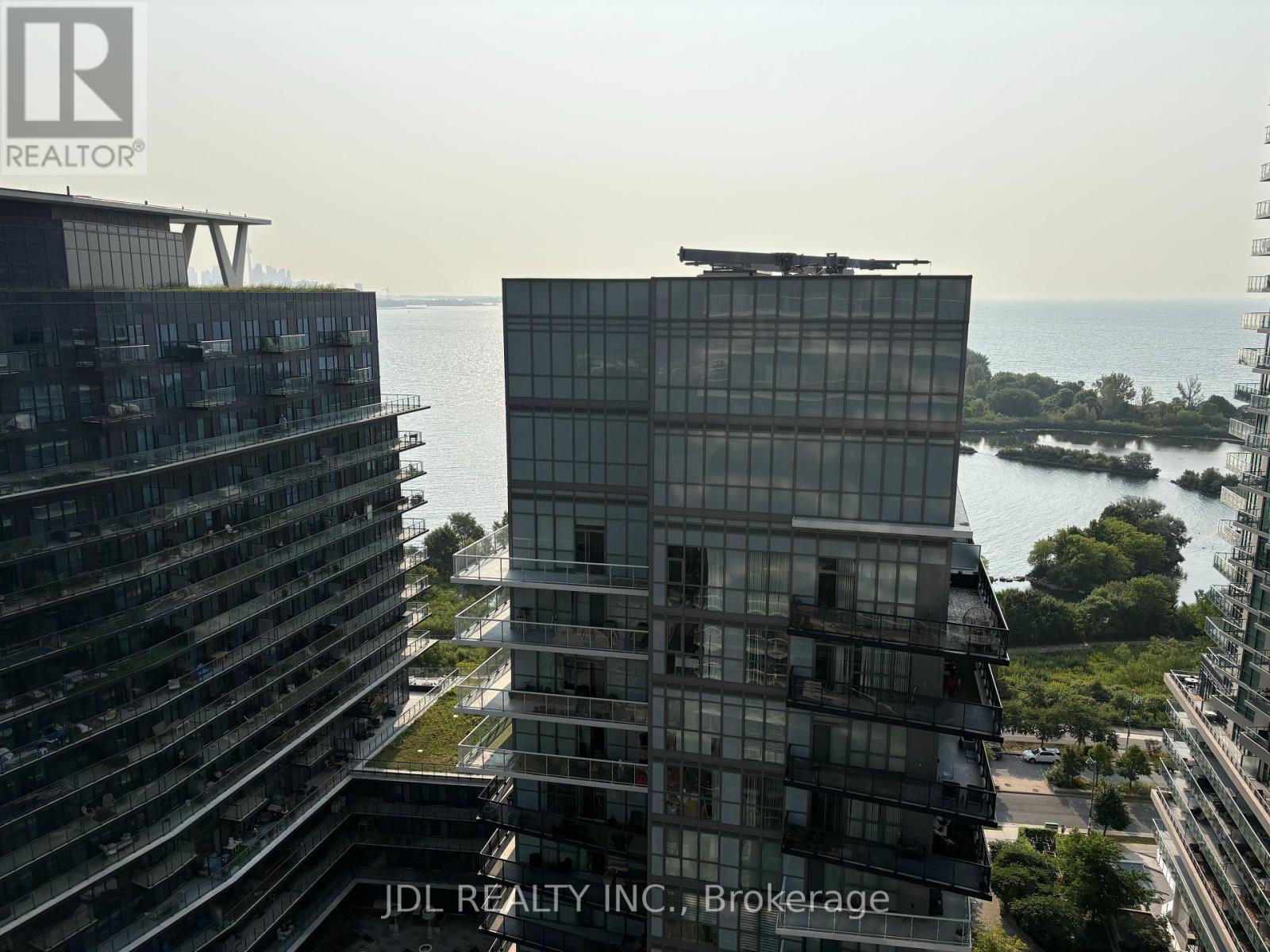 1802 - 56 ANNIE CRAIG DRIVE|Toronto (Mimico), Ontario M8V0C8