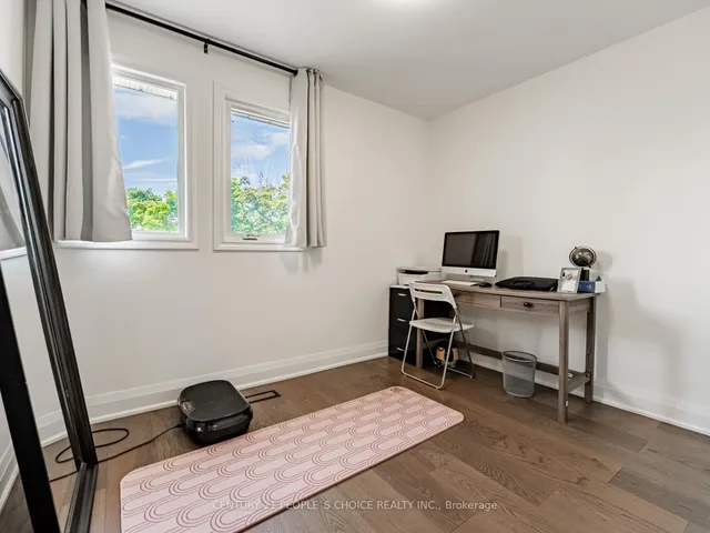 Additional image 16 of 4631 Dunedin Cres