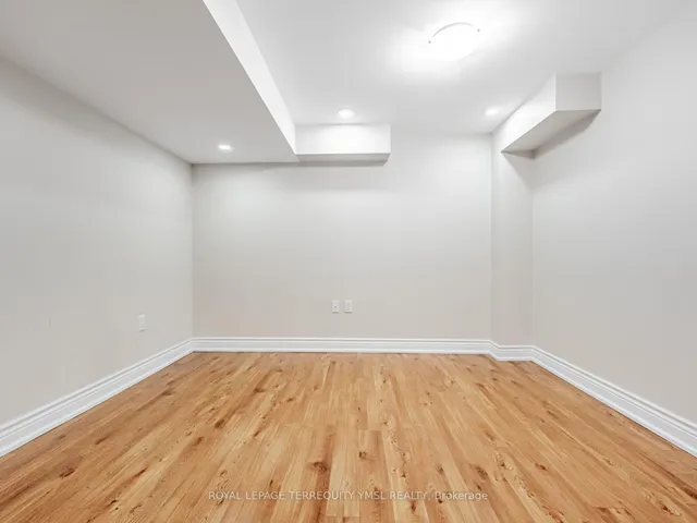 Additional image 31 of 4834 Yorkshire Ave