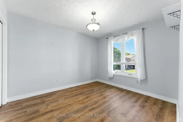 Additional image 28 of 286 LLOYMINN Ave