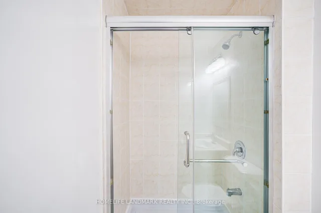 Additional image 21 of 177 Roxanne Cres