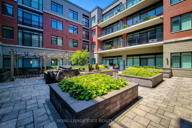 Additional image 35 of 1 Redfern Ave Unit 313