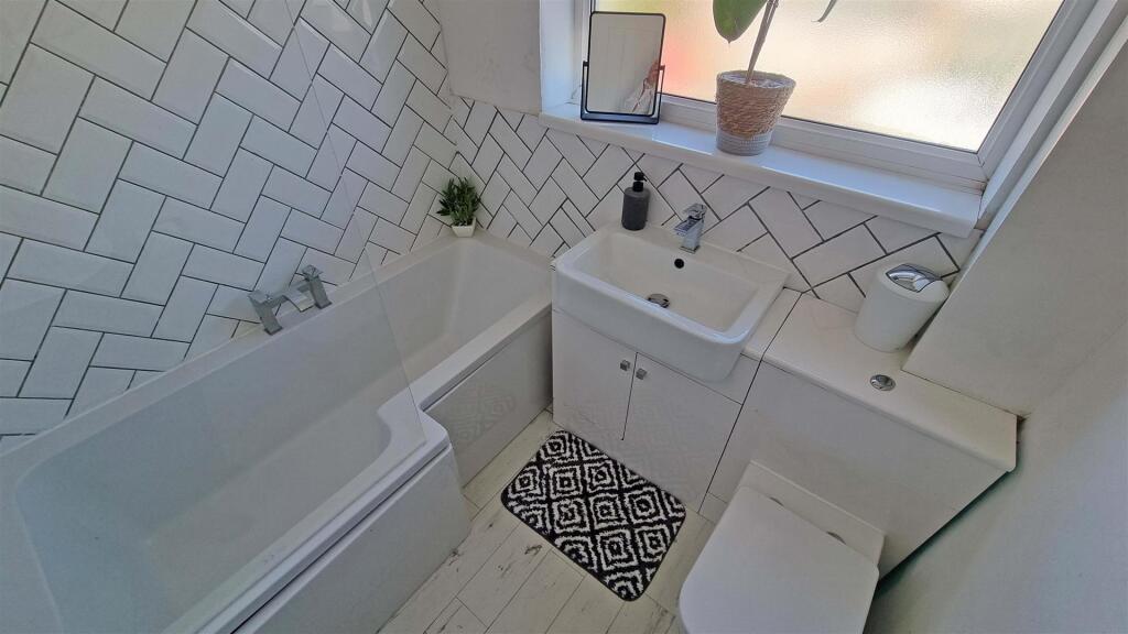 Additional image 10 of Windrush Road, Hollywood