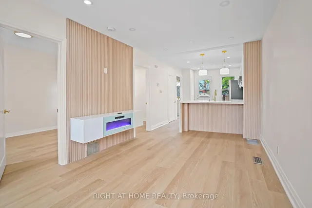 Additional image 33 of 133 Barons Ave