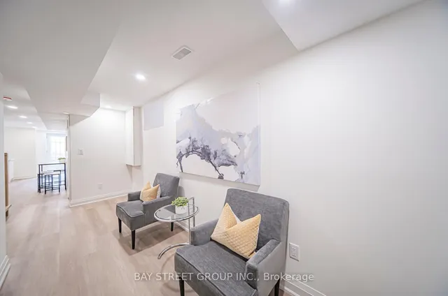 Additional image 36 of 126 Grace St