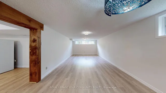 Additional image 32 of 39 Silverview Dr